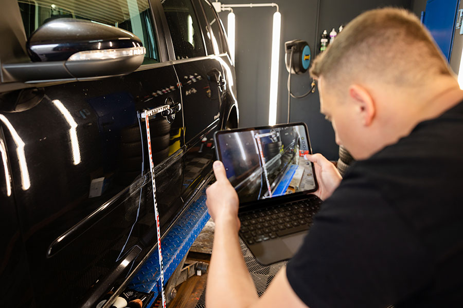 Braucht ein Kfz-Gutachter heute noch eine Kamera Braucht ein Kfz-Gutachter heute noch eine Kamera